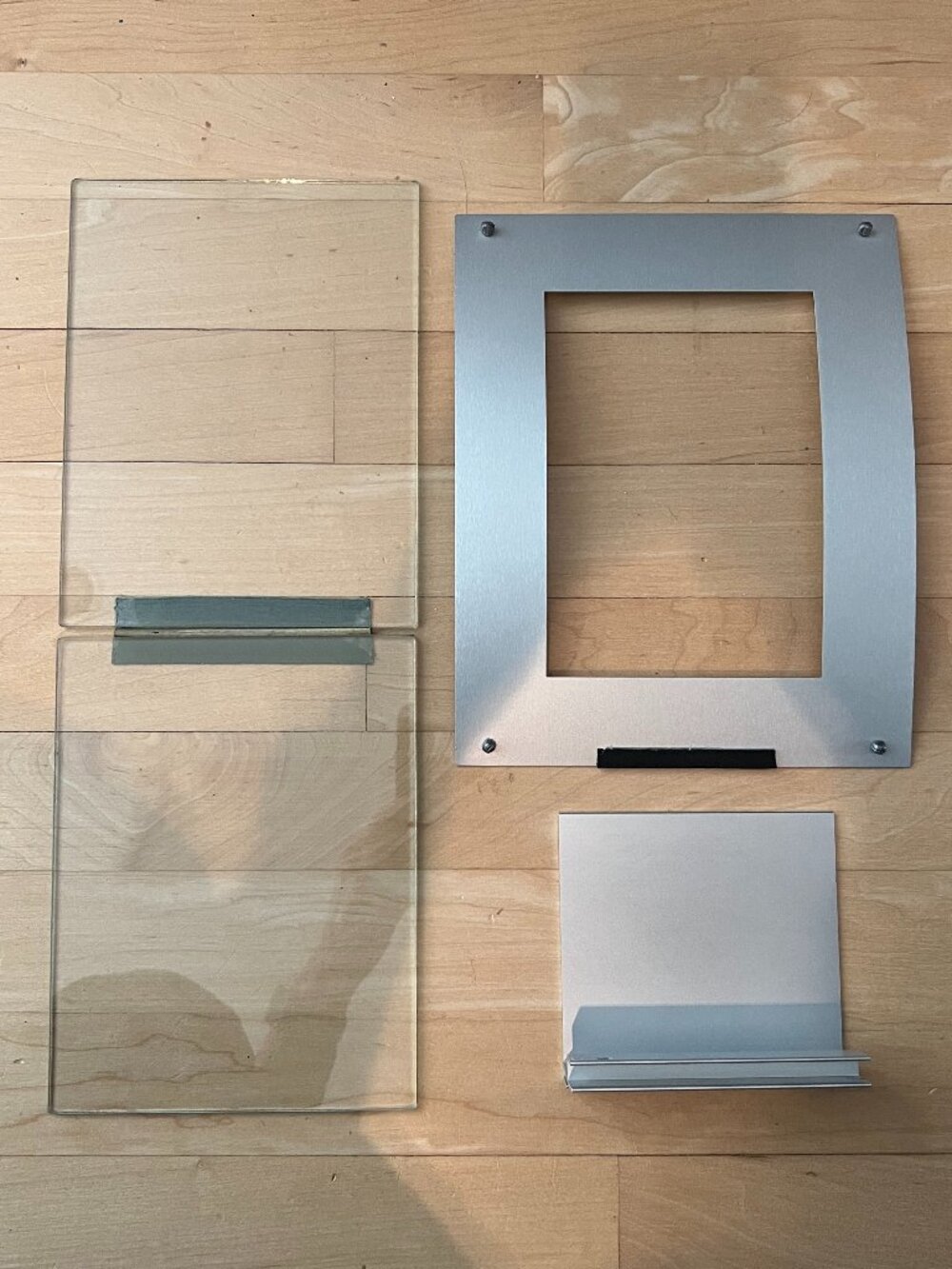 InFORM | Vintage Aluminum Picture Frame MCM Modernist Tabletop Easel - Picture 4 of 8